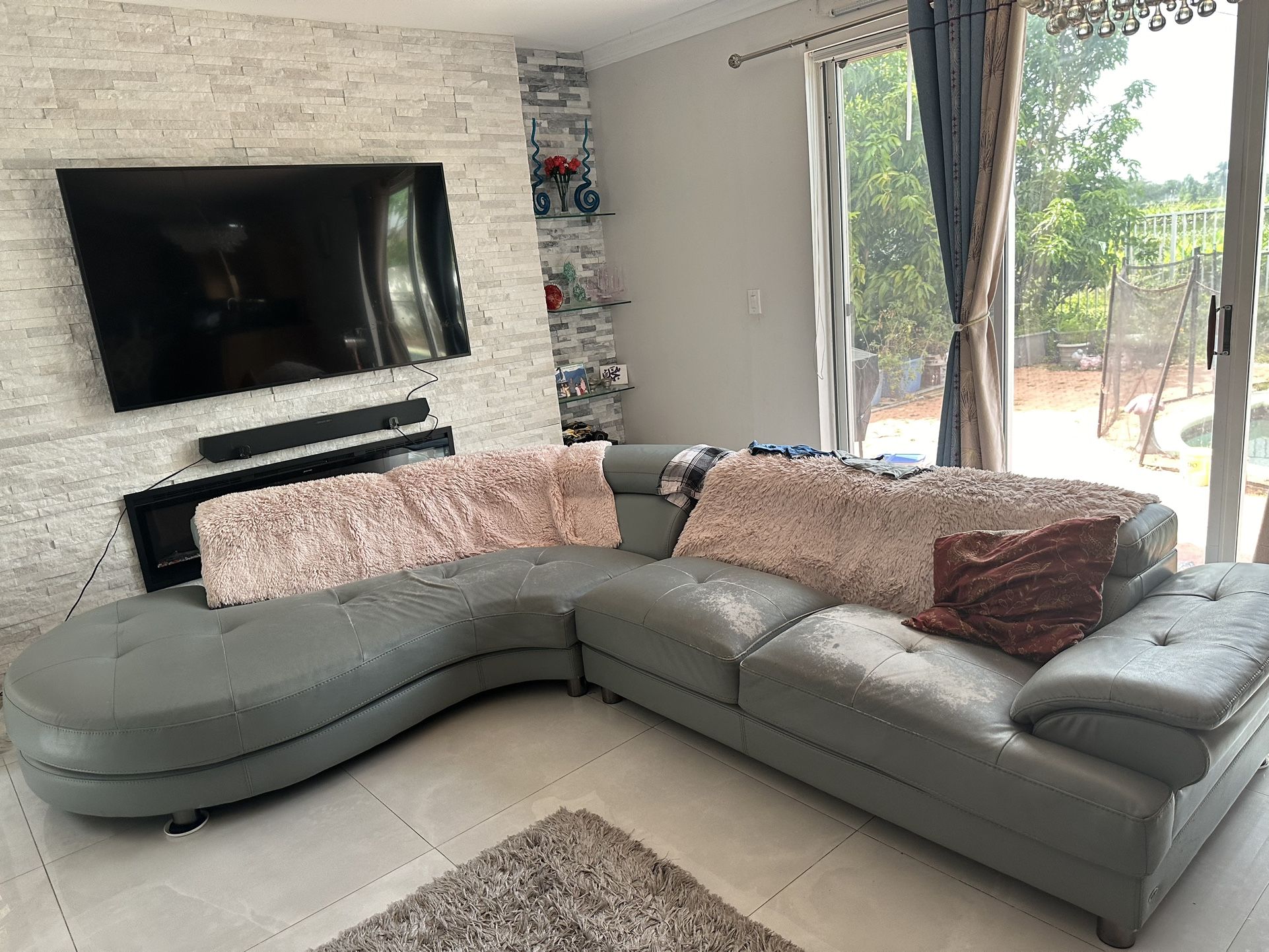 Sectional Lather Sofa Full Set