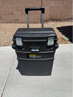 Stanley 22” 4-in-1 cantilever mobile workbench cabinet tool box