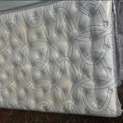 Queen Mattress 