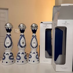 Clase azul bottle decoration