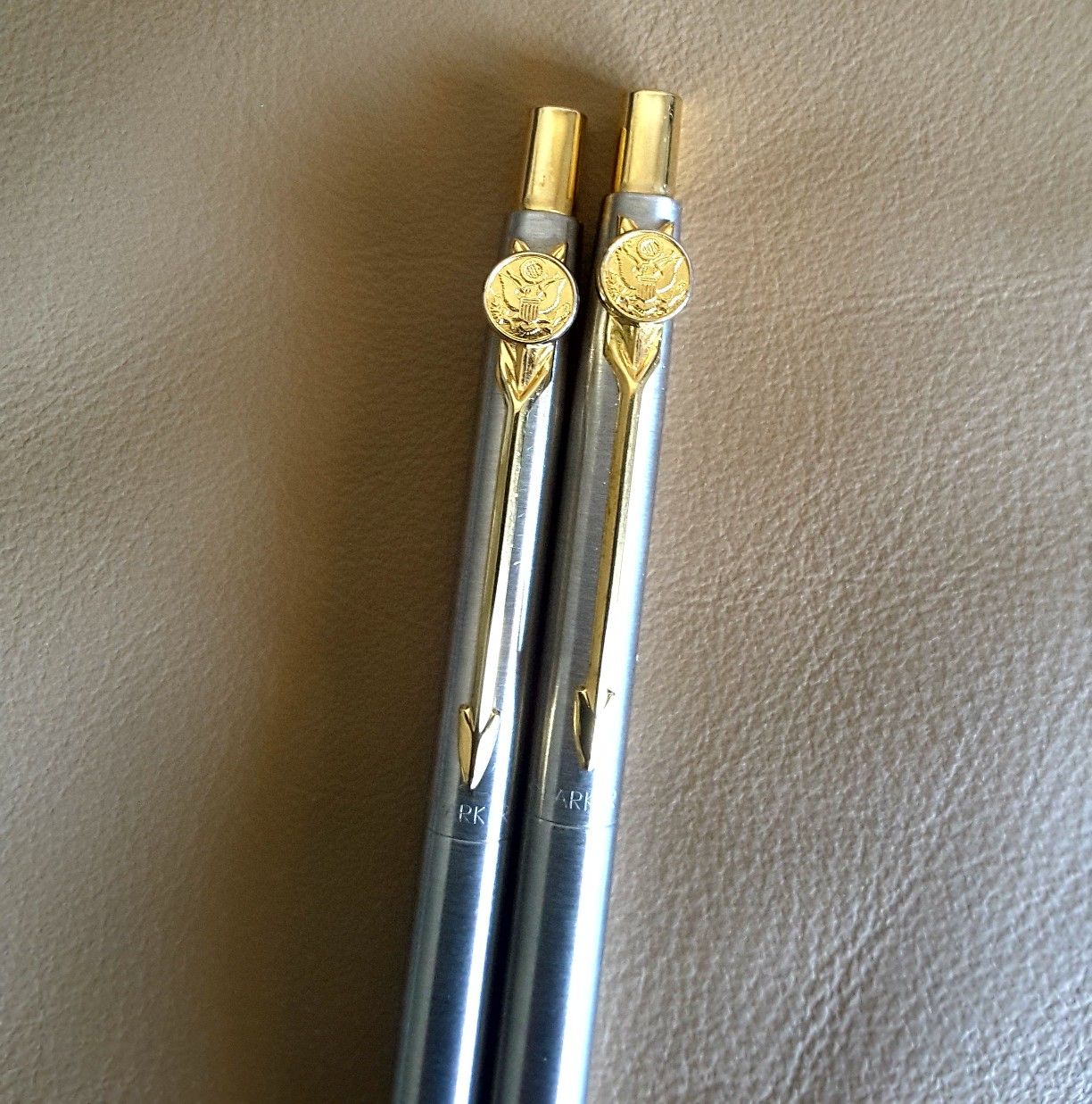 Parker set of 6 . 4 Pens and 2 Mechanical Pencils. Excellent Condition.