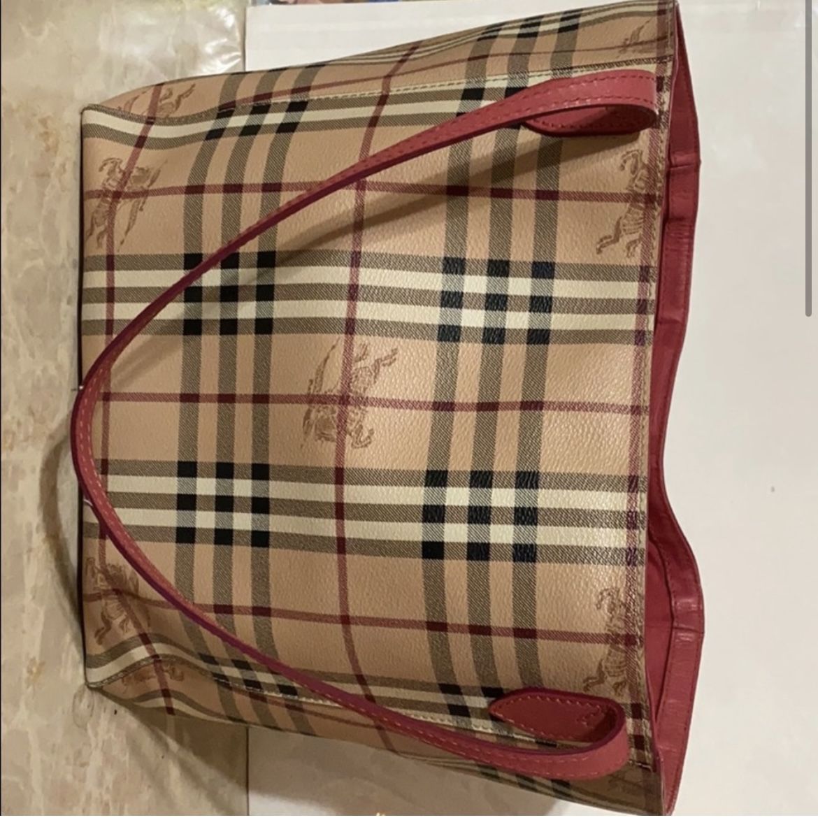 large burberry tote bags