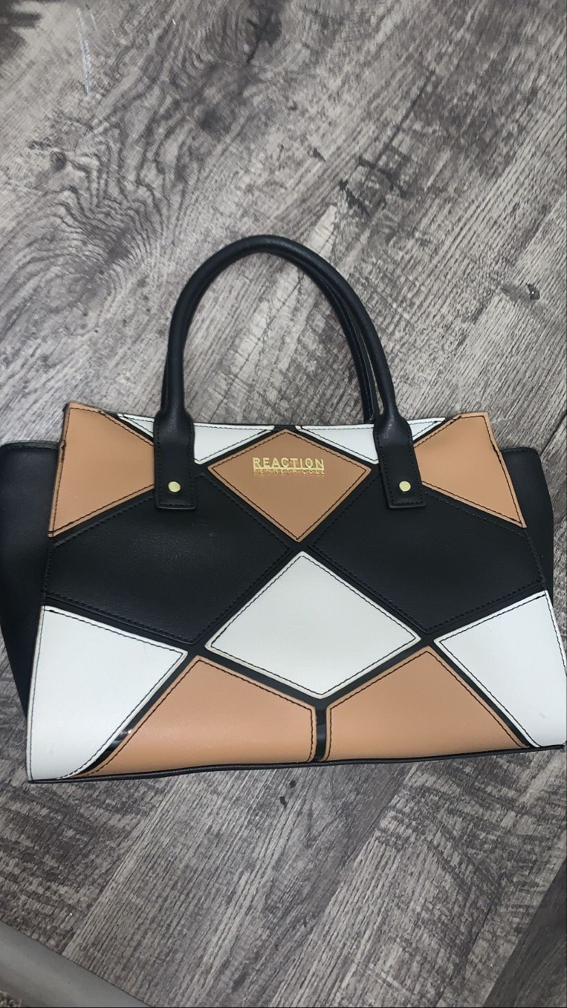 NEW Kenneth Cole Purse