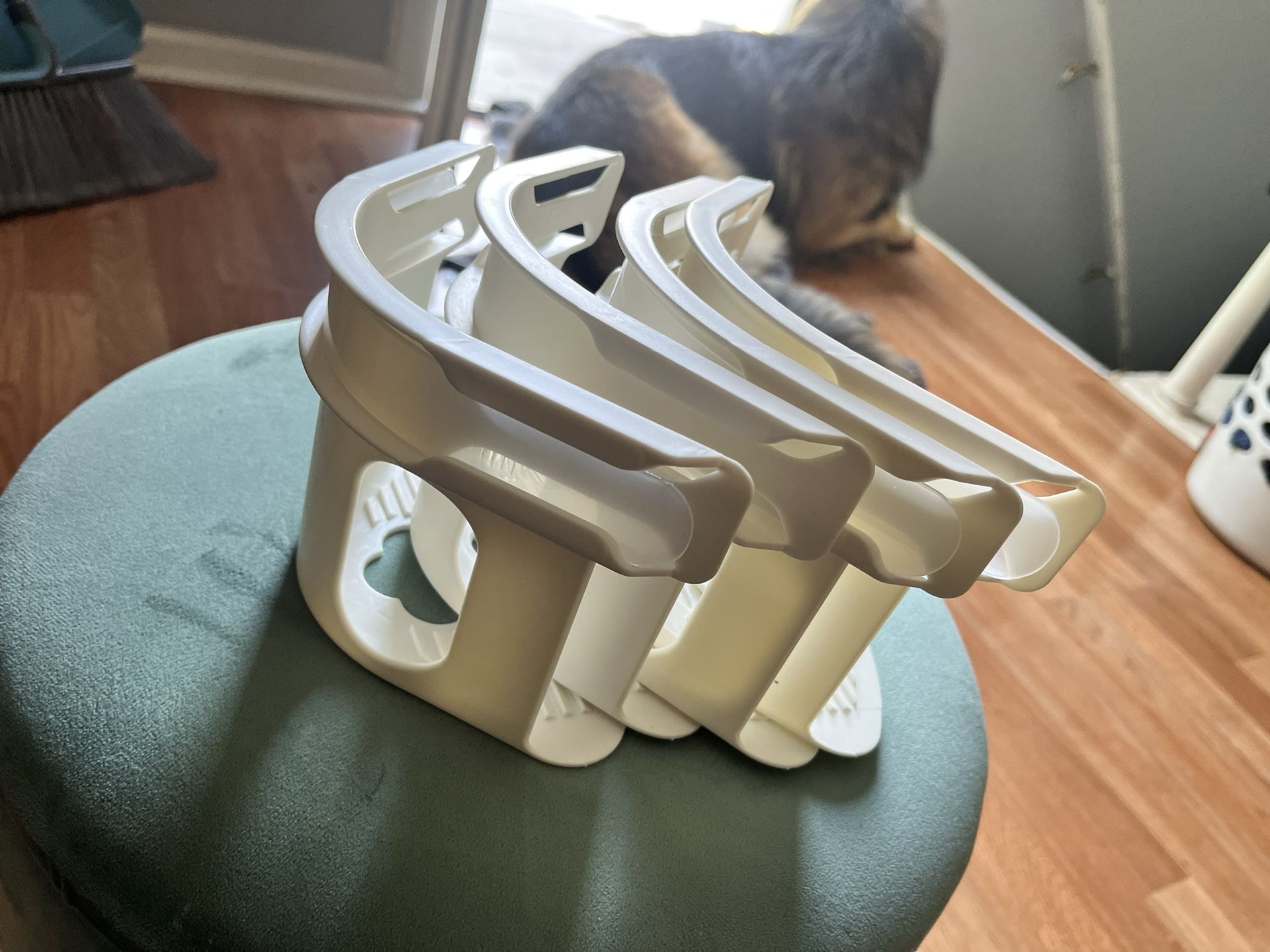 Lock Bedsheet Holder