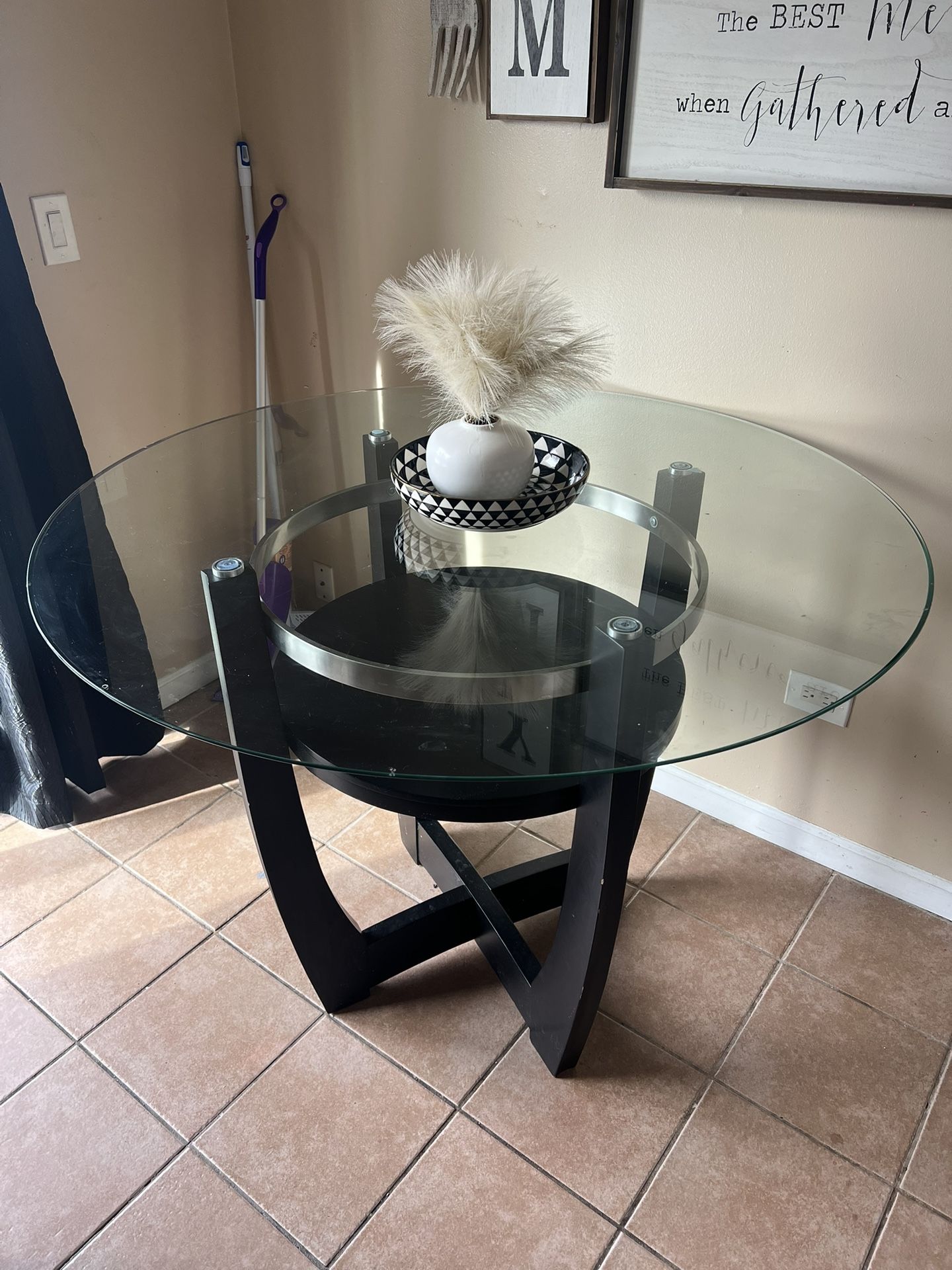 Round Glass Dining Table