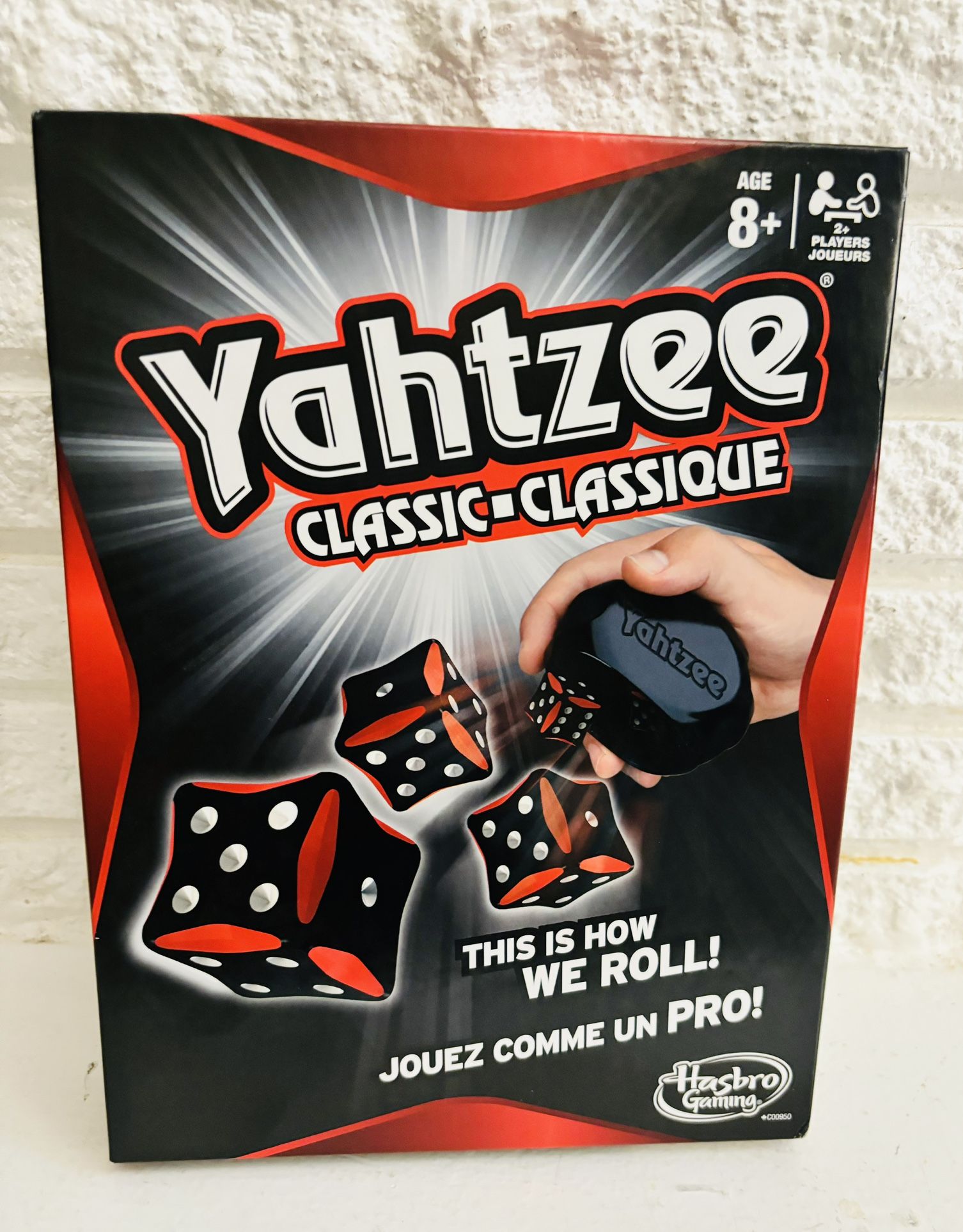 Hasbro Yahtzee Classic With Box
