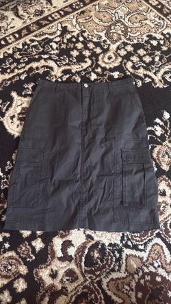 Dark gray cargo skirt