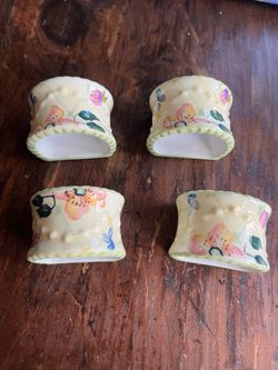 NEW! Set of Flowered Napkin Holders