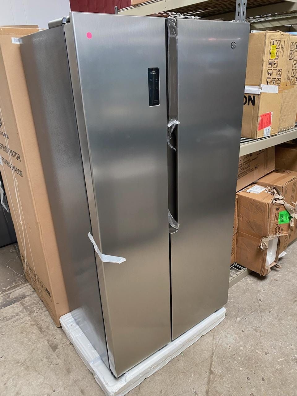 36” Bosch Side By Side Refrigerator Freezer