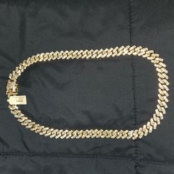 Hip hop chain