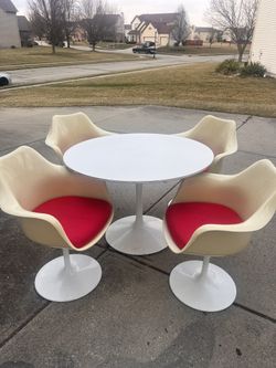 Replica Eero Saarinen For Knoll 1960s