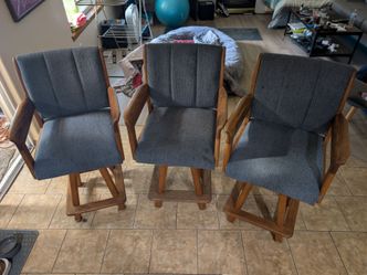 3 Piece Swivel Barstools
