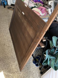 Baby Crib Free Brown delta Brand