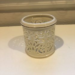 8 Lennox Votive Candle Holders with 24K Gold