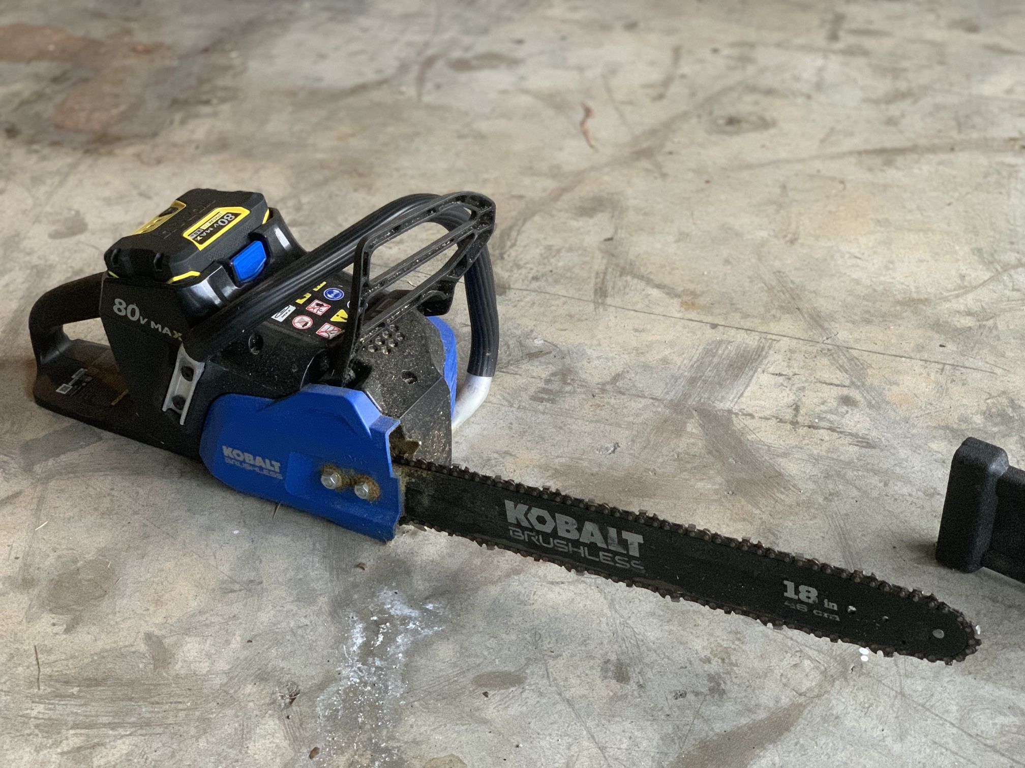 Kobalt 80-volt 18-in Battery Chainsaw