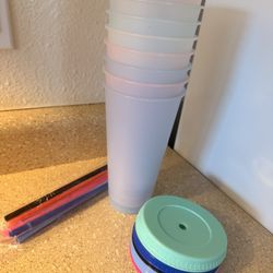Cups W/ Lids