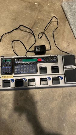 DigiTech GNX3 workstation