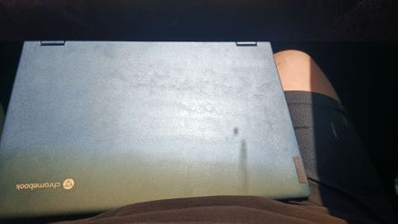 Lenovo IdeaPad i3 8gb  Chromebook Laptop