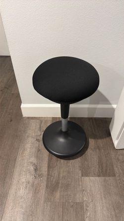Uplift stool for standing desk seat 160 online