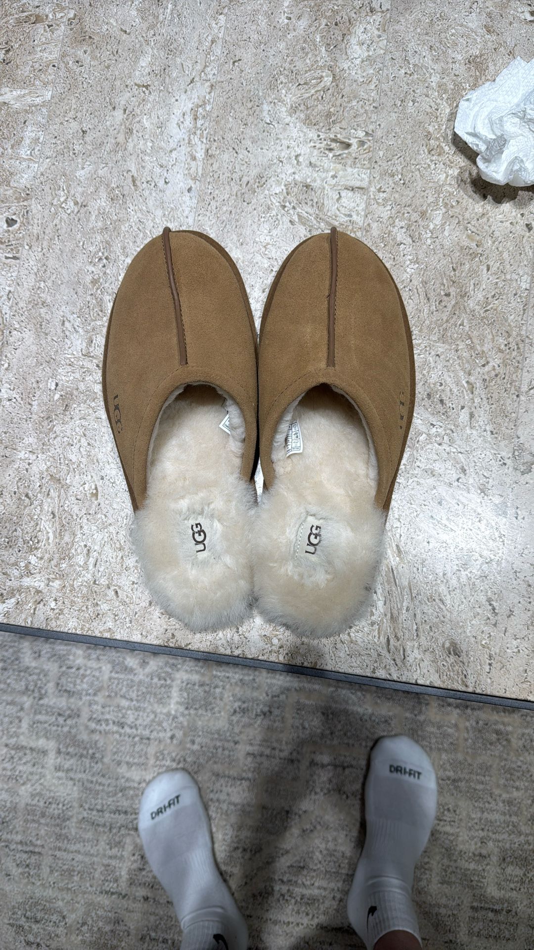 UGG - Men’s Slippers Size 10