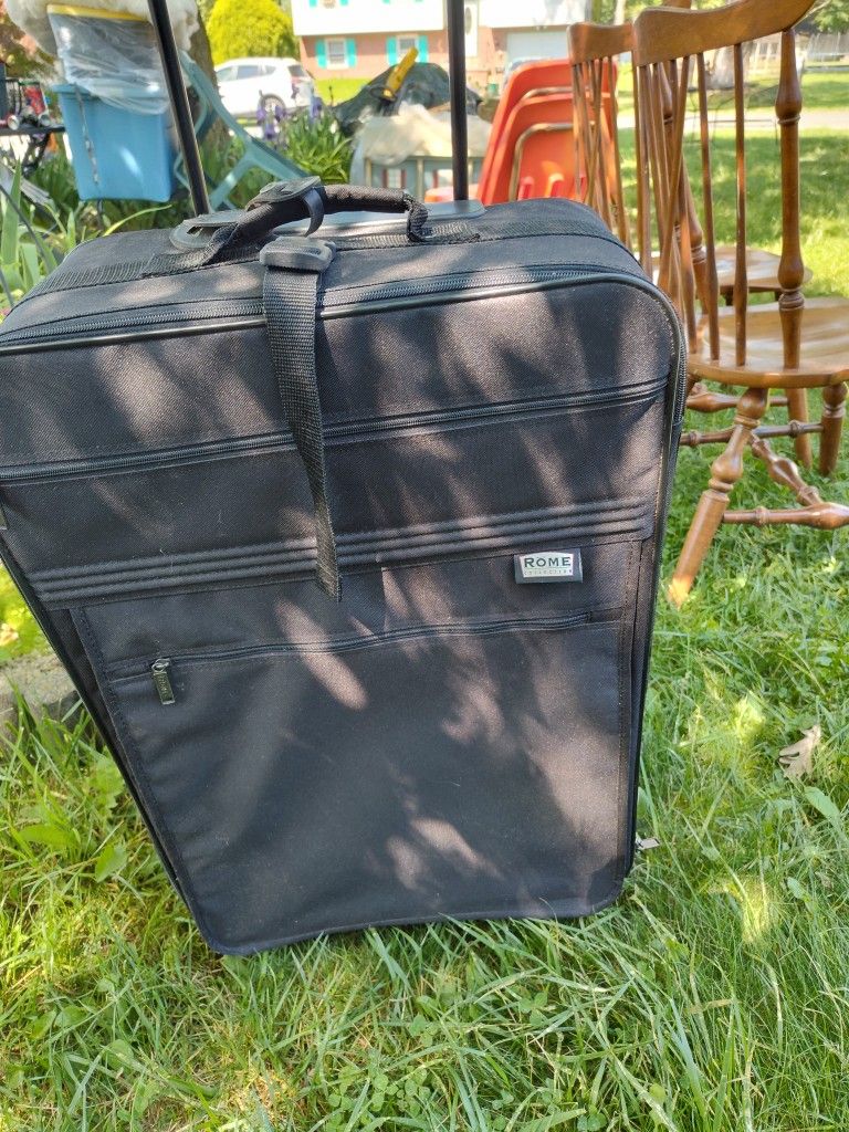 Rome Luggage Very Clean Inside, 26 By 18