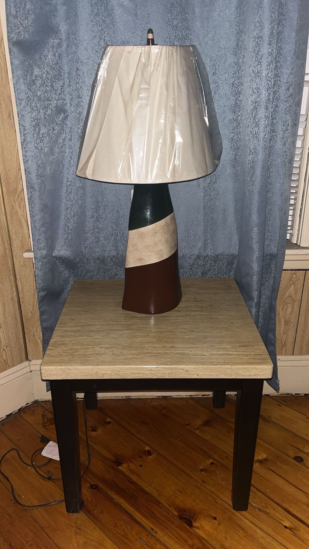 3 Tables - 2 Lamps