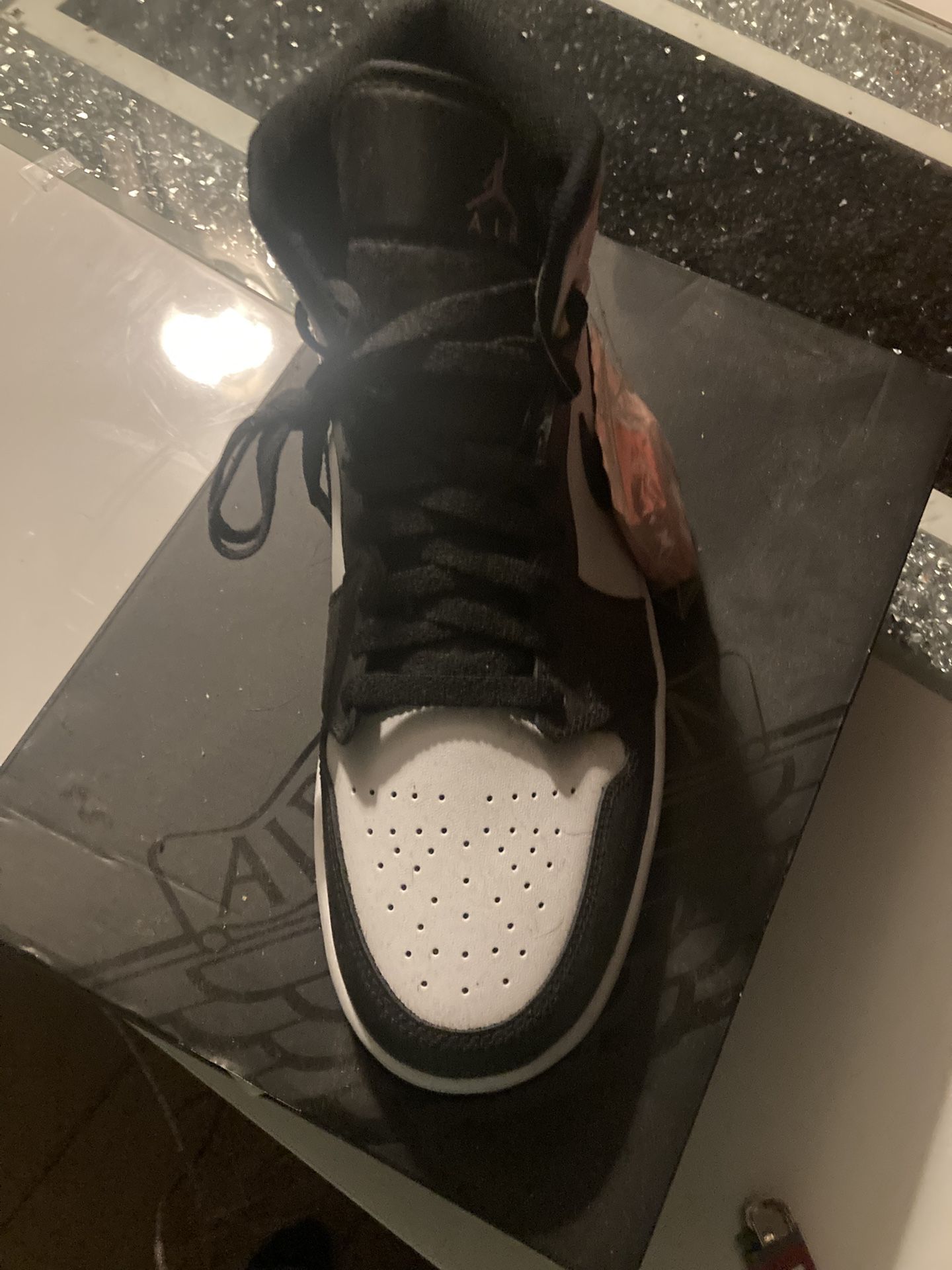 Air Jordan 1 Mid SE Size 11.5
