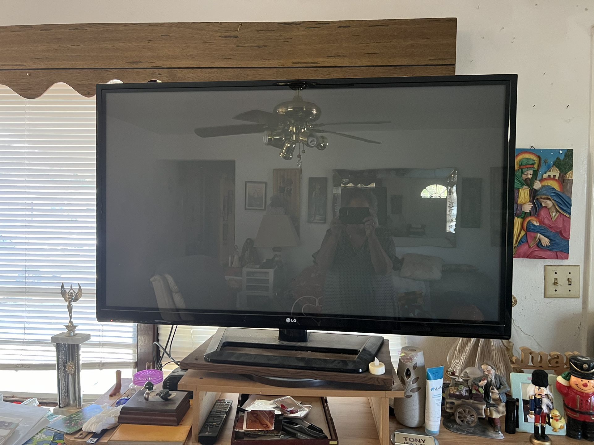 LG 55 Inch TV