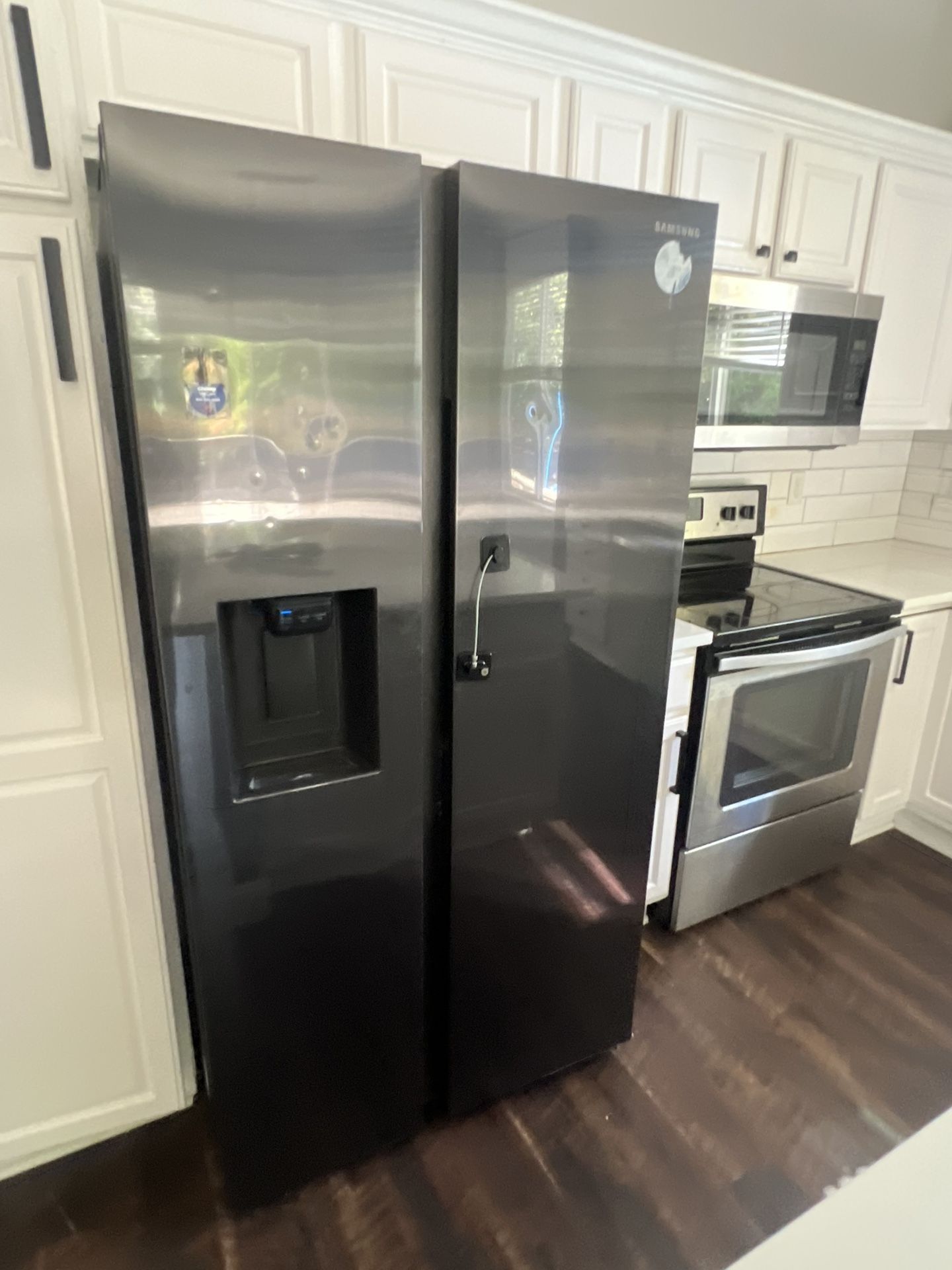 Samsung Fridge And Washer / Dryer 