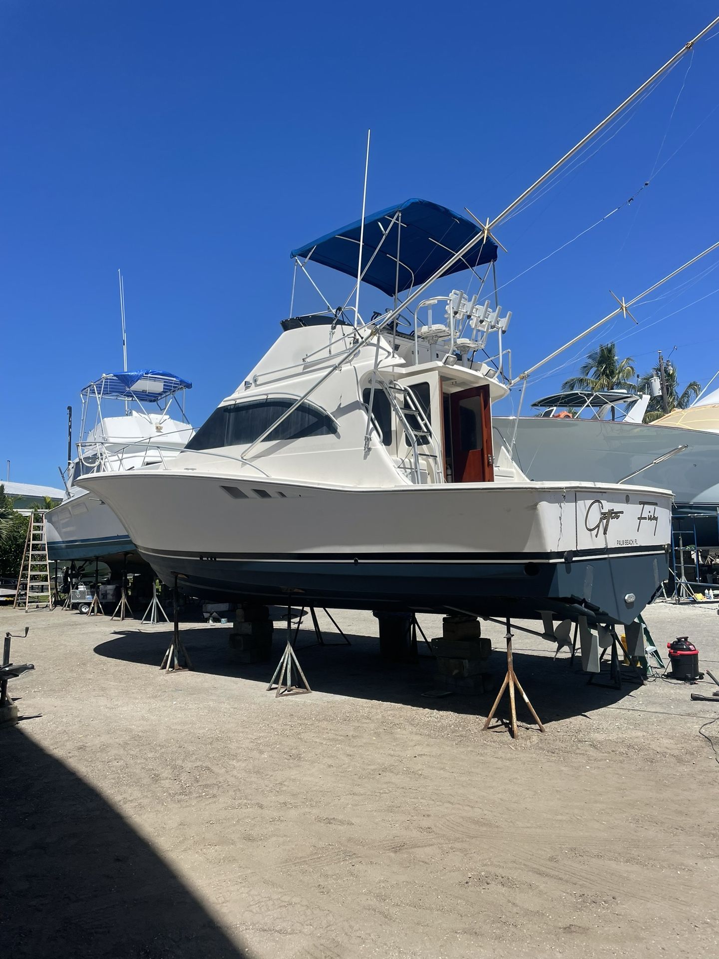 320 Luhrs Tournament 1993