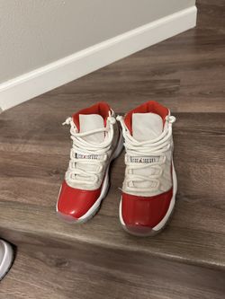 Jordan’s Size 5Y