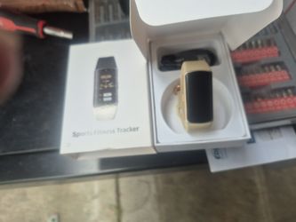 Sports fitness tracker