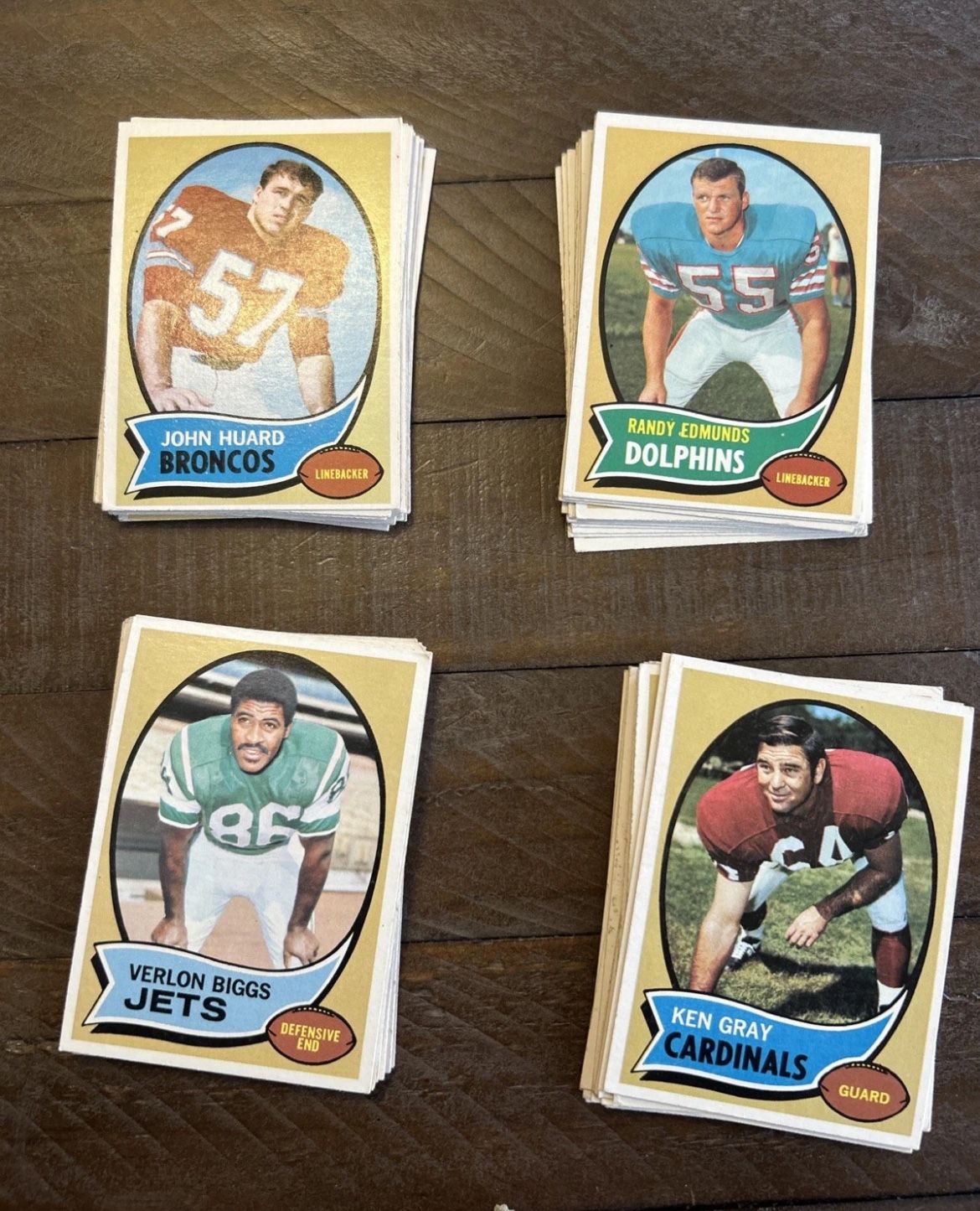 1(contact info removed)’S NFL TCG Football Cards Lot Of 52