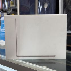 MacBook Air M3 Chip 13 Inch