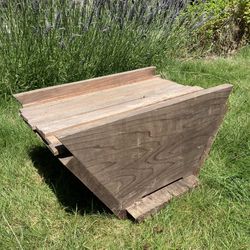 Top Bar Nuc Beehive