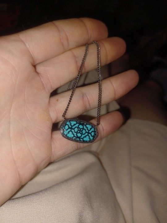 Kendra Scott Dylan stone Necklace Veined Turquoise blue tone Gunmetal Tone