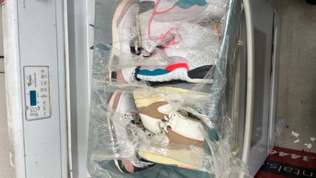 Girls and youth shoes