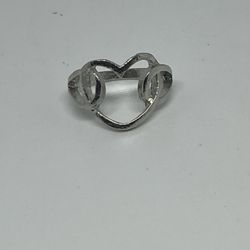 Costume Jewelry Ring 