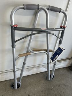 DRIVE FRONT WHEEL WALKER