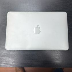 MacBook Air (11-inch, Mid 2013) Model A1465 EMC 2631