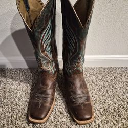 Womens Squar Toe Ariat