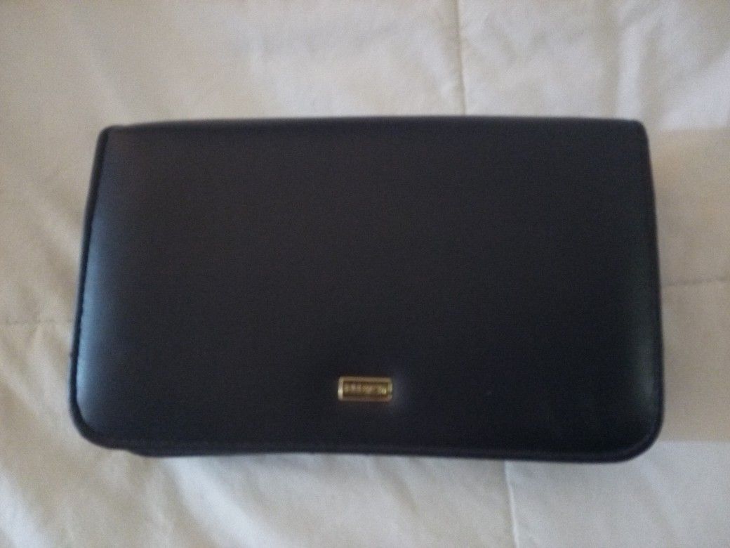 Buxton Leather Female Wallet