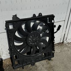 Radiador Cooling Fan Infiniti Qx50 19-21