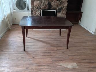 Dining room table