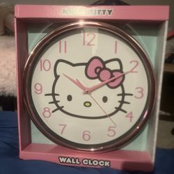 Hello Kitty Clock 