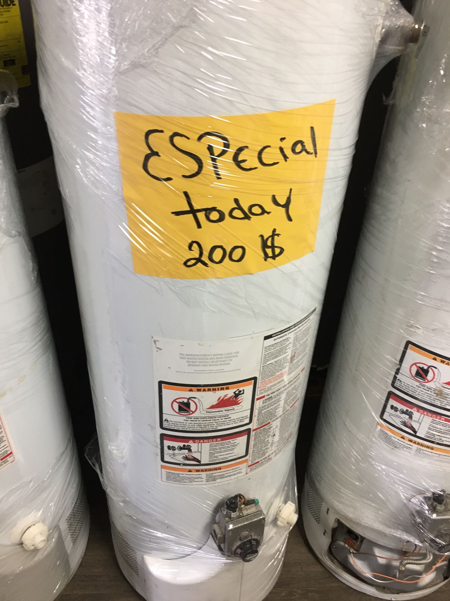 Especial today water heater for 200 1 year warranty
