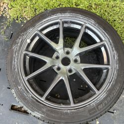 Tesla Model 3 (Michelin Tires + Rims)