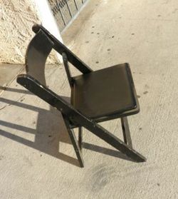 5 Wood chairs