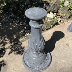 23” Resin Birdbath Base: 13”W x 23”H