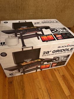 Brand new blackstone griddle 28” $350